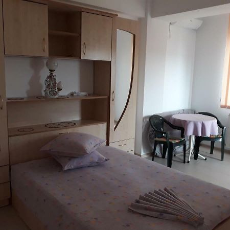 Apartament 3 Camere Konstanca Kültér fotó